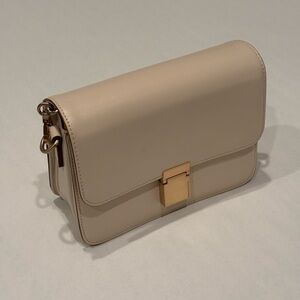 Paul’s Boutique Tan and cream bag with gold hardware #tanbag #goldhardware